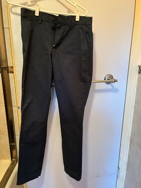 GAP Men's Dark Navy Chino Pants